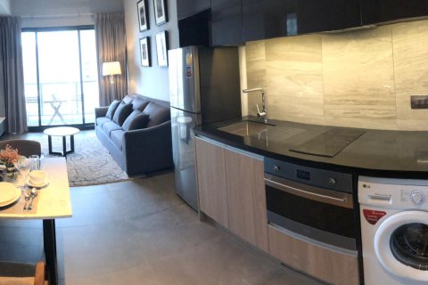 Condo à Watthana, Bangkok, Thaïlande, 1 chambre № 200572 - photo 9