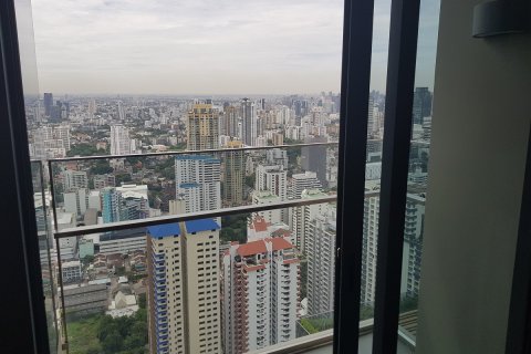 Condo à Watthana, Bangkok, Thaïlande, 2 chambres № 200571 - photo 2