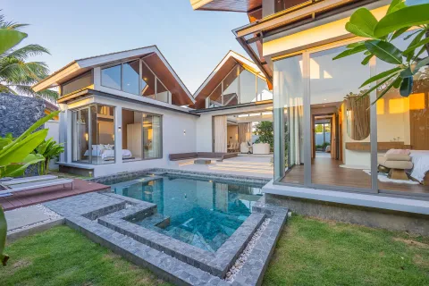Villa in Phuket, Thailand 3 bedrooms № 179091 - photo 8