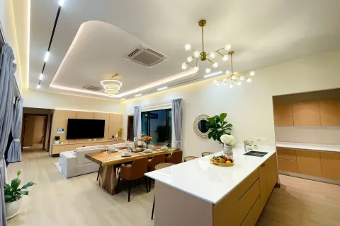 Villa in Phuket, Thailand 3 bedrooms № 179093 - photo 10