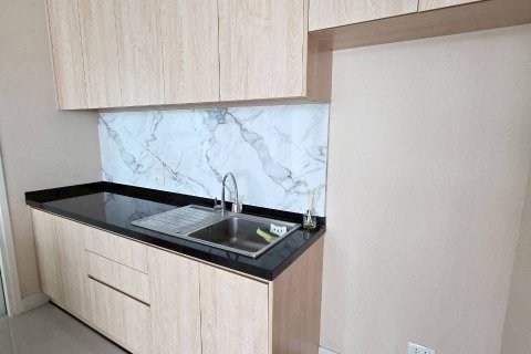 House in Bang Phli Yai, Thailand 3 bedrooms № 151337 - photo 7