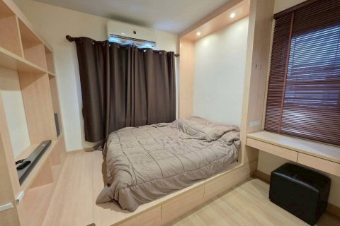 House in Bang Phli Yai, Thailand 3 bedrooms № 151337 - photo 13