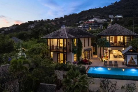 Villa in Ko Samui, Thailand 4 bedrooms № 150884 - photo 1
