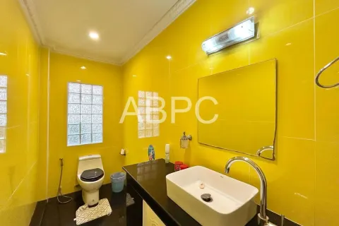 Casa de 3 dormitorios en Pattaya, Tailandia № 211367 - foto 13