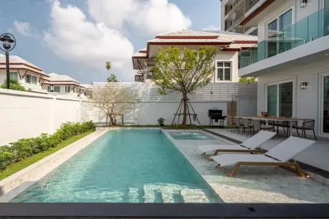 Casa de 7 dormitorios en Pattaya, Tailandia № 211370 - foto 22