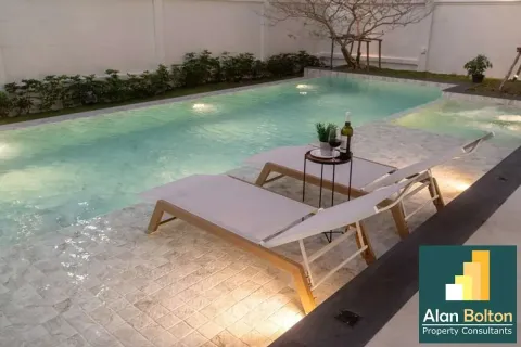 Casa de 7 dormitorios en Pattaya, Tailandia № 211370 - foto 17
