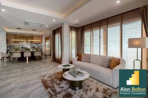 Casa de 7 dormitorios en Pattaya, Tailandia № 211370 - foto 4