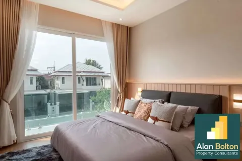 Casa de 7 dormitorios en Pattaya, Tailandia № 211370 - foto 9