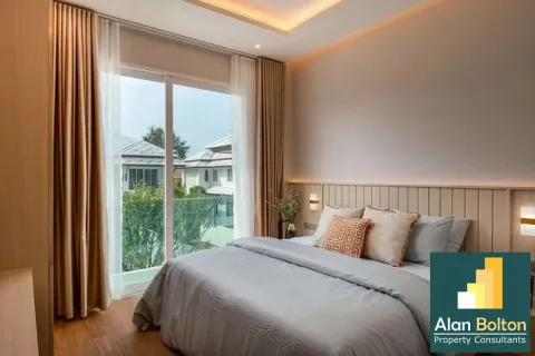 Casa de 7 dormitorios en Pattaya, Tailandia № 211370 - foto 7
