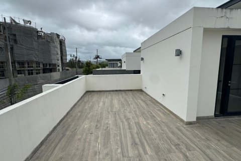 Villa in Phuket, Thailand 5 bedrooms № 135696 - photo 27