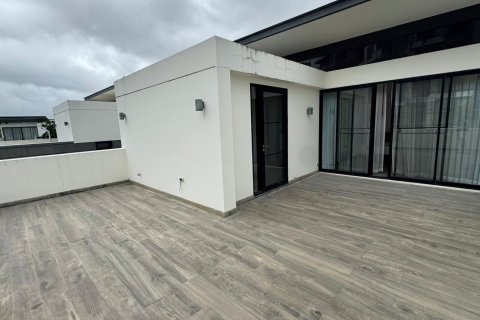 Villa in Phuket, Thailand 5 bedrooms № 135696 - photo 28