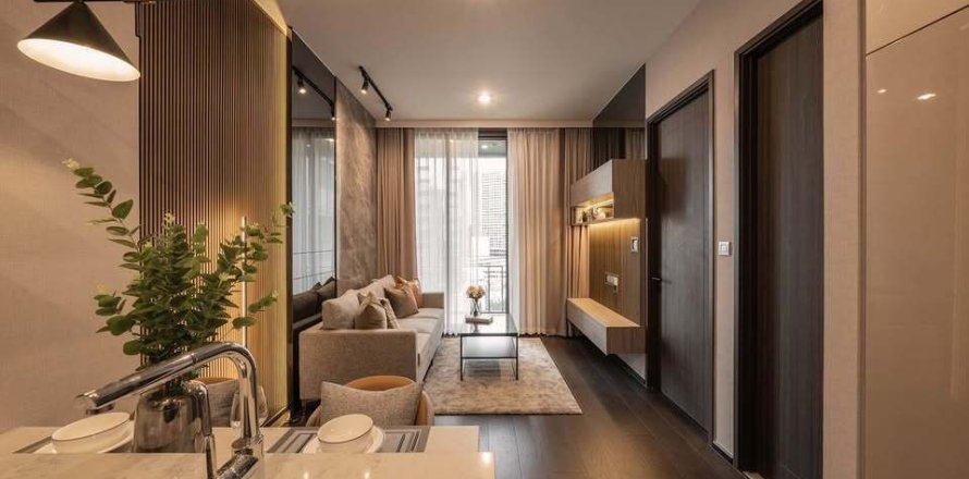 Studio in the Condo in Watthana, Bangkok, Thailand  № 161192