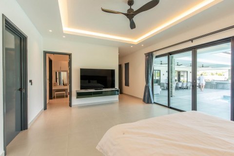 Вилла в Хуа Хине, Таиланд с 4 спальнями  № 161191 - фото 30