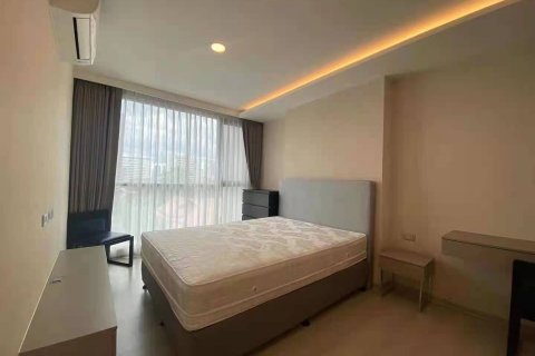 Studio in the Condo in Khlong Toei, Bangkok, Thailand  № 161193 - photo 9