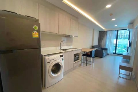 Studio in the Condo in Khlong Toei, Bangkok, Thailand  № 161193 - photo 7