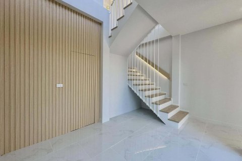 Вилла в Сарафи, Таиланд с 3 спальнями  № 161197 - фото 18