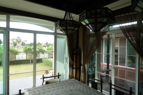 House in Ban Lam Luk Ka, Thailand 4 bedrooms № 161196 - photo 19