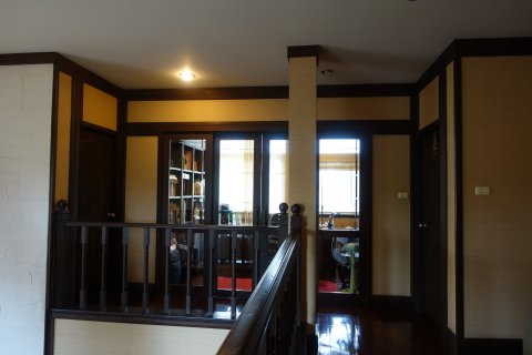 House in Ban Lam Luk Ka, Thailand 4 bedrooms № 161196 - photo 15