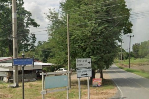 Land in Phra Phutthabat, Thailand 40000 sq.m. № 169202 - photo 3