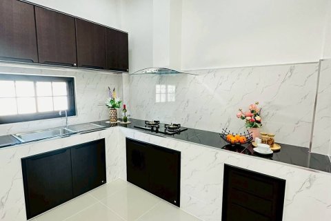 Maison à Pattaya, Thaïlande 3 chambres № 169203 - photo 11