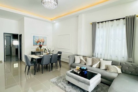 Maison à Pattaya, Thaïlande 3 chambres № 169203 - photo 13