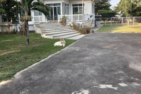 Дом в Ройете, Таиланд с 3 спальнями  № 141005 - фото 1