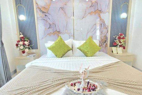 Villa in Pattaya, Thailand 4 bedrooms № 170546 - photo 16