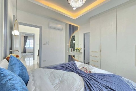 Villa in Pattaya, Thailand 4 bedrooms № 170546 - photo 12