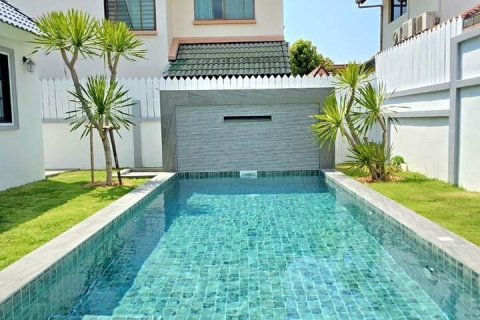 Villa in Pattaya, Thailand 4 bedrooms № 170546 - photo 23