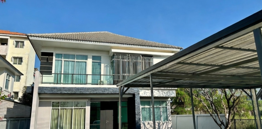 Maison à Khlong Sam Wa, Bangkok, Thaïlande 5 chambres № 170544