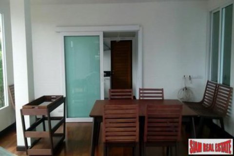 Villa in Pattaya, Thailand 4 bedrooms № 192814 - photo 5