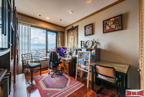 Apartment in Thonburi, Bangkok, Thailand 3 bedrooms № 192813 - photo 5