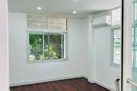 Haus in Watthana, Bangkok, Thailand 4 Schlafzimmer № 215620 - Foto 13