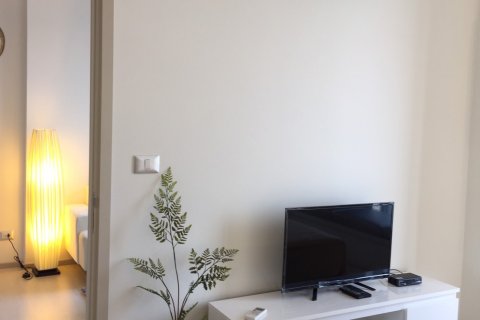 Кондоминиум с 1 спальней в Бангкоке, Таиланд № 143825 - фото 2