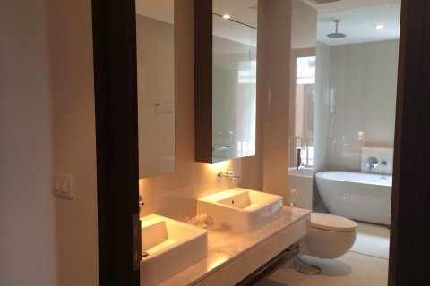 Condo à Sathon, Bangkok, Thaïlande, 4 chambres  № 143820 - photo 8