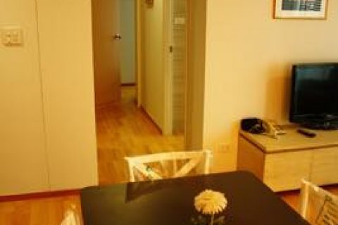 Кондоминиум с 2 спальнями в Бангкоке, Таиланд № 143821 - фото 2