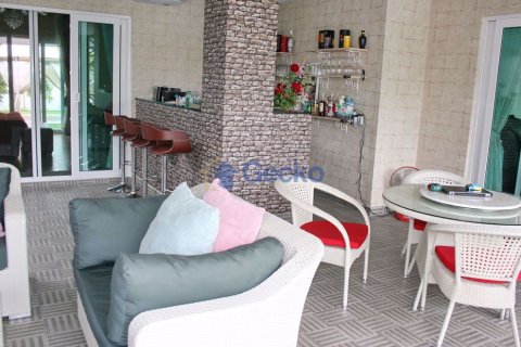 Maison à Pattaya, Thaïlande 4 chambres № 197043 - photo 6