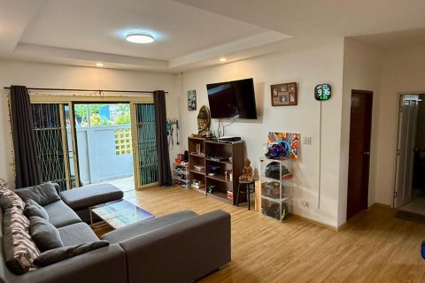 House in Phuket, Thailand 3 bedrooms № 145722 - photo 21