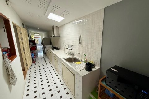 House in Phuket, Thailand 3 bedrooms № 145722 - photo 2