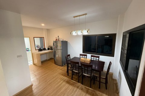 House in Phuket, Thailand 3 bedrooms № 145722 - photo 12