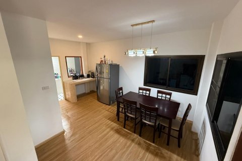 House in Phuket, Thailand 3 bedrooms № 145722 - photo 17