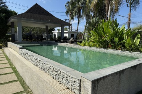 Townhouse in Phuket, Thailand 2 bedrooms № 145660 - photo 29