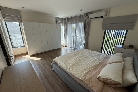 Townhouse in Phuket, Thailand 2 bedrooms № 145660 - photo 24