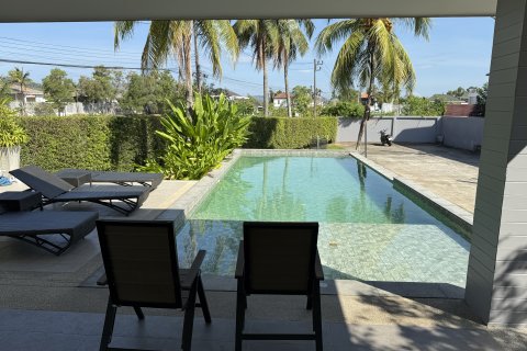 Townhouse in Phuket, Thailand 2 bedrooms № 145660 - photo 30