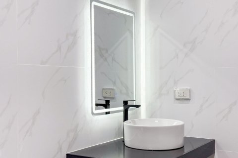 Maison à Kathu, Thaïlande 3 chambres № 145721 - photo 12