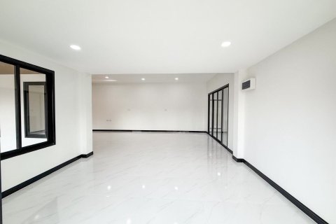 Maison à Kathu, Thaïlande 3 chambres № 145721 - photo 10