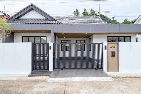 Maison à Kathu, Thaïlande 3 chambres № 145721 - photo 1