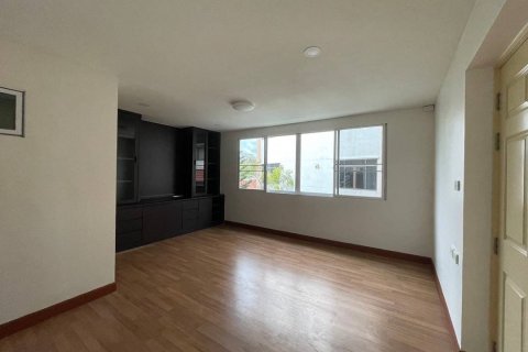 Таунхаус в Ян Наве, Бангкок, Таиланд с 12 спальнями  № 163107 - фото 9