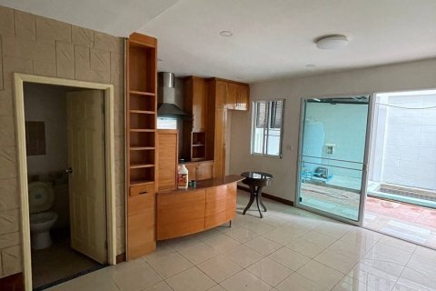 Таунхаус в Ян Наве, Бангкок, Таиланд с 12 спальнями  № 163107 - фото 16