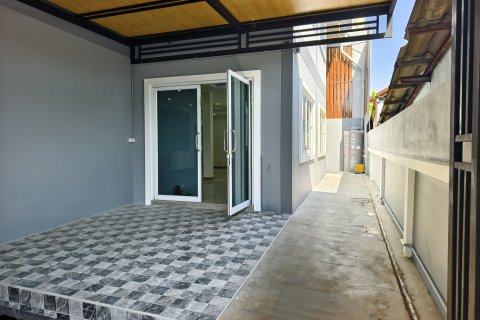 House in Ban Lam Luk Ka, Thailand 3 bedrooms № 163108 - photo 6